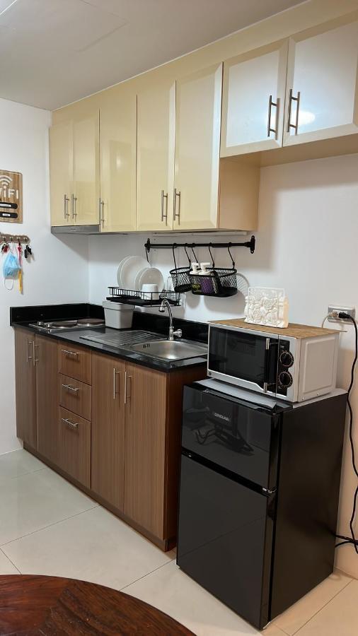 Telly'S Studio Across Naia3 Manila Bagian luar foto
